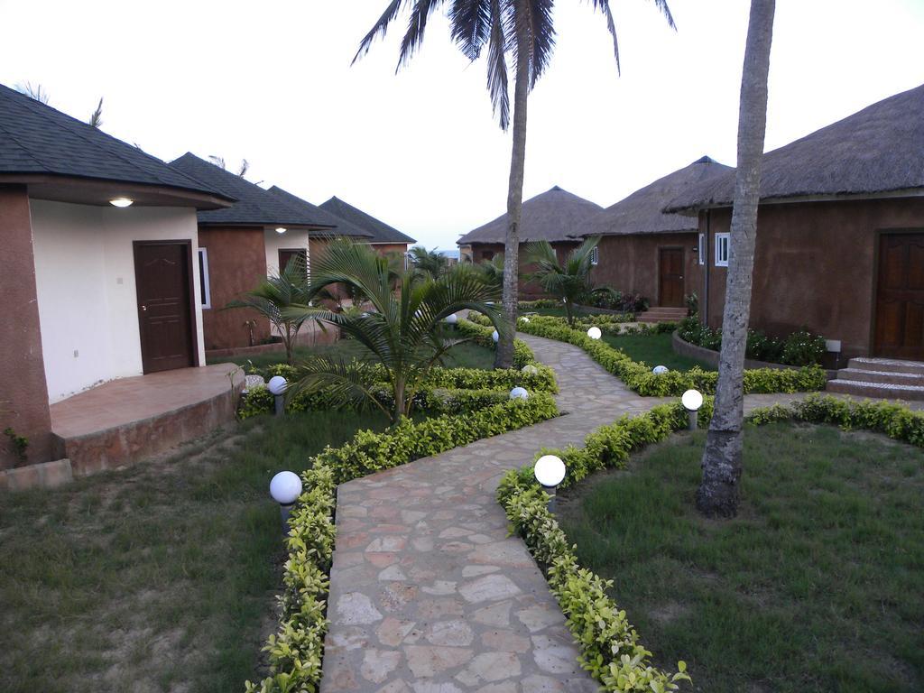 Prampram Legacy Tribe Beach Resort מראה חיצוני תמונה
