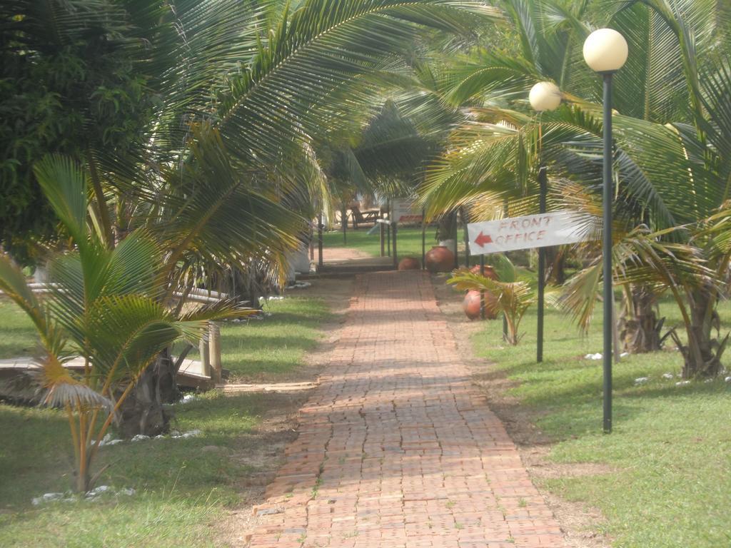 Prampram Legacy Tribe Beach Resort מראה חיצוני תמונה