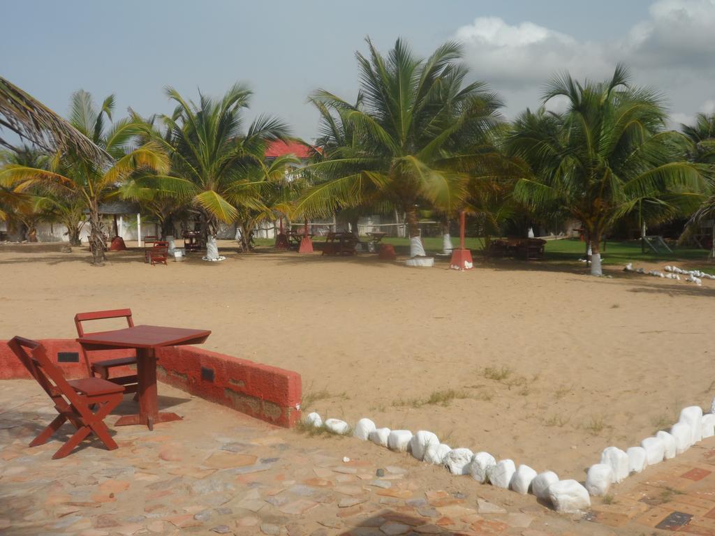 Prampram Legacy Tribe Beach Resort מראה חיצוני תמונה